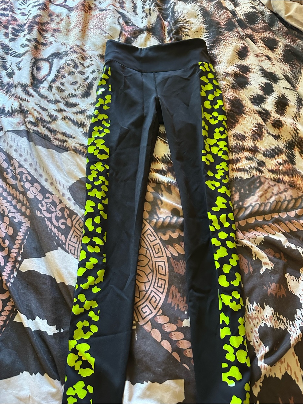 Noli Black Leggings with Neon Yellow Side Print